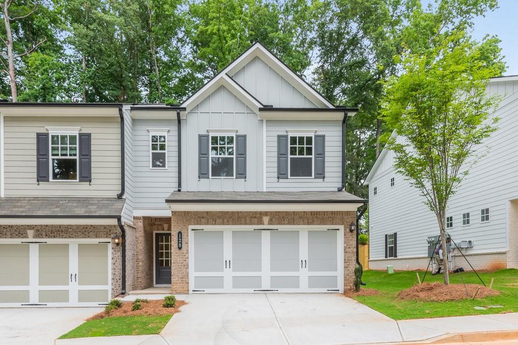 128 Town Walk Canton, GA 30115