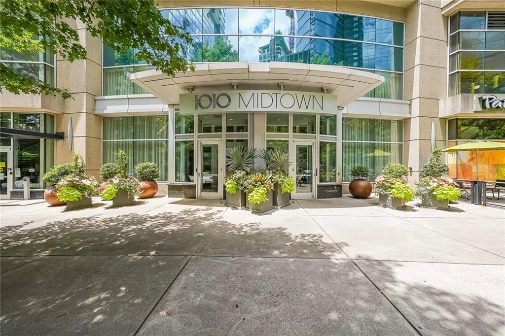 1080 Peachtree Street UNIT #1101 Atlanta, GA 30309