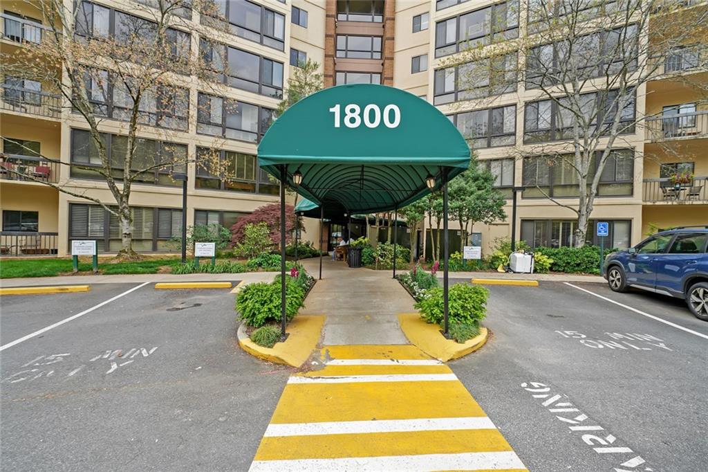 1800 Clairmont Lake UNIT A121 Decatur, GA 30033