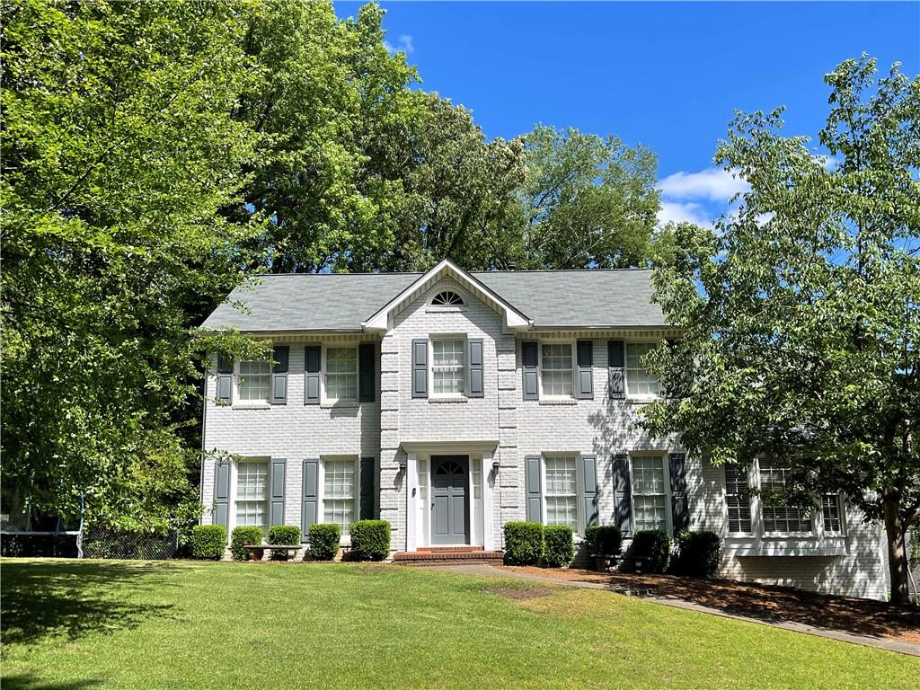 310 Spindletree Trace Roswell, GA 30076