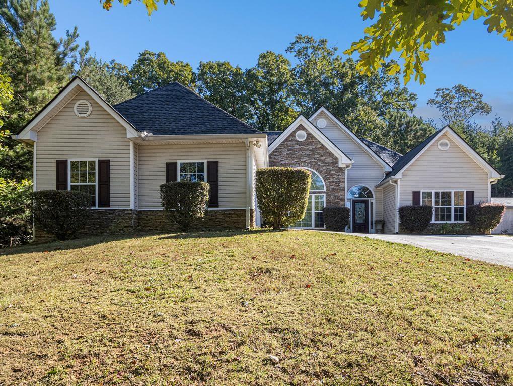 25 Cherokee Hills Drive Rydal, GA 30171