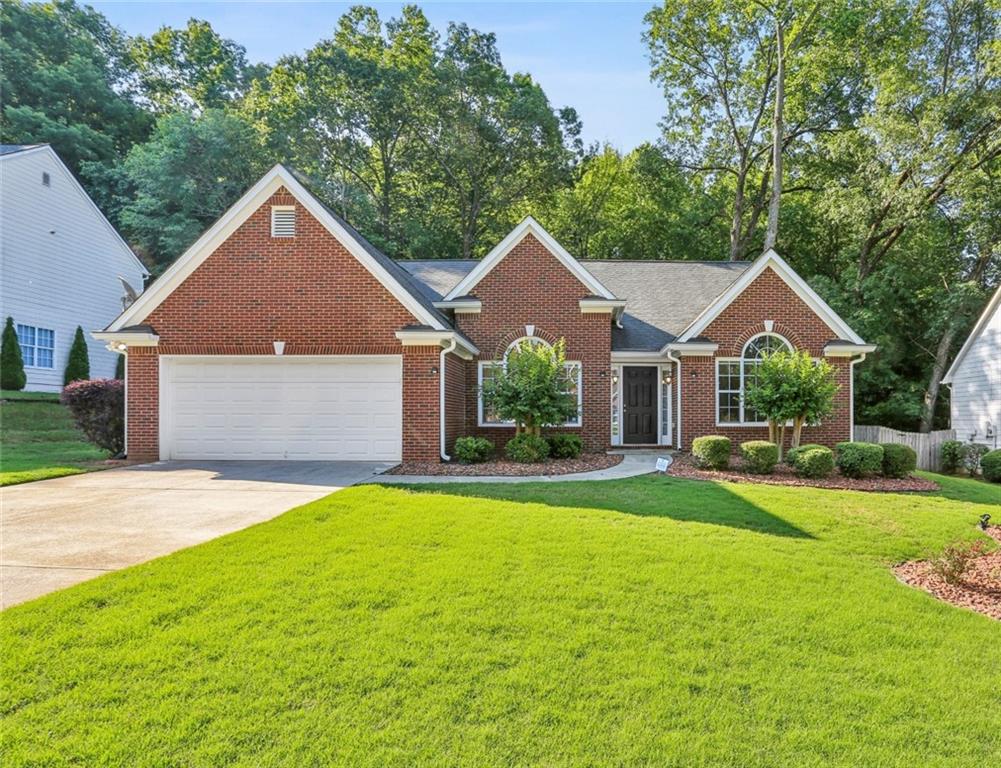 4395 Red Rock Point Suwanee, GA 30024