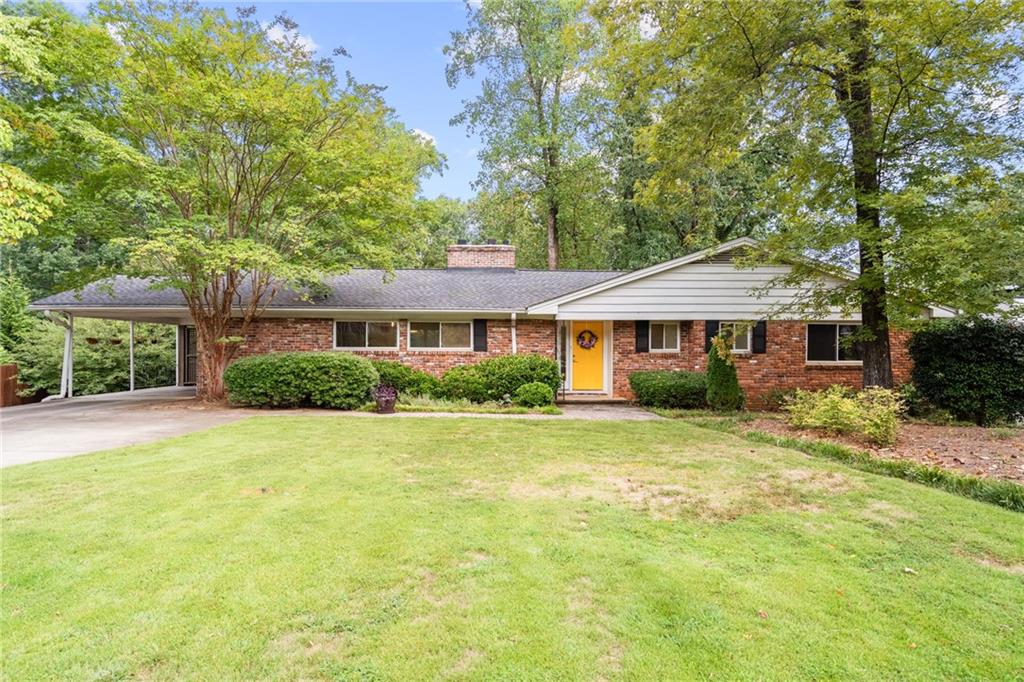 6311 Hunting Creek Road Atlanta, GA 30328