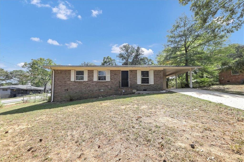 887 Pinevalley Drive Forest Park, GA 30297