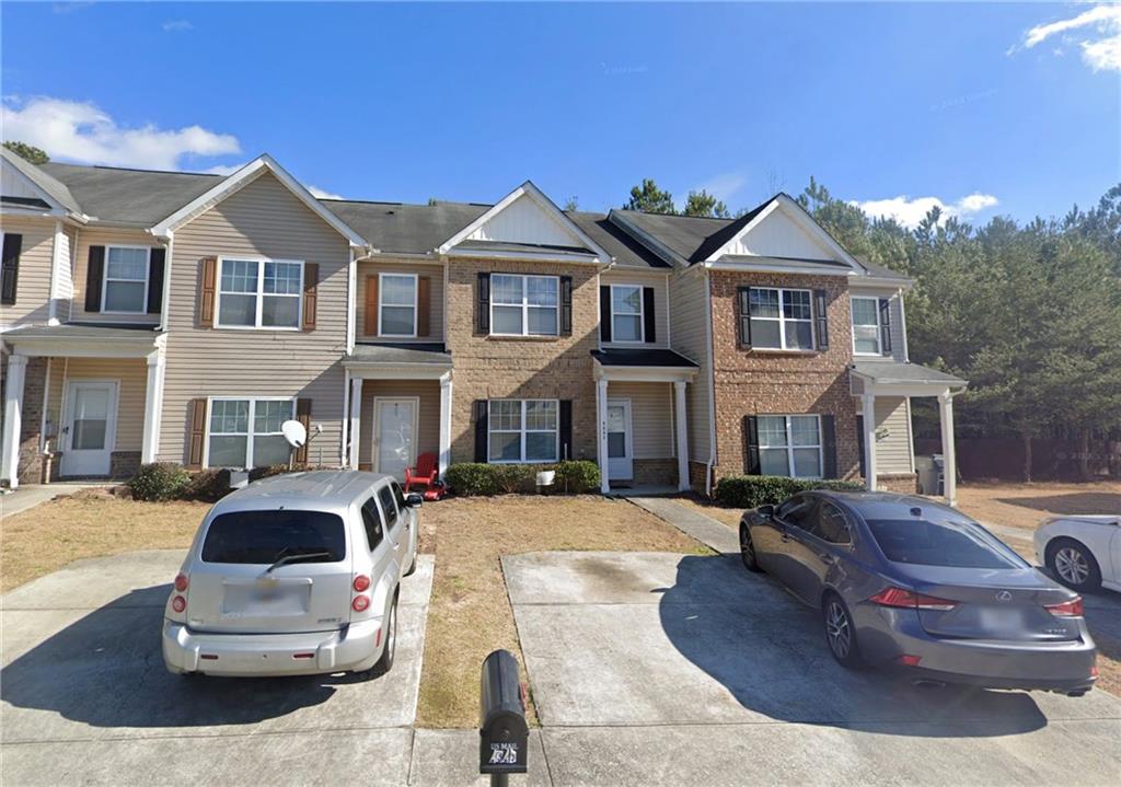 2328 Bigwood Trail Atlanta, GA 30349