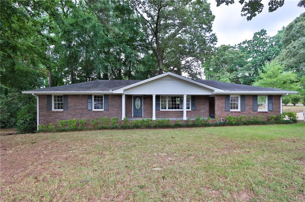 5555 Woodland Drive Douglasville, GA 30135