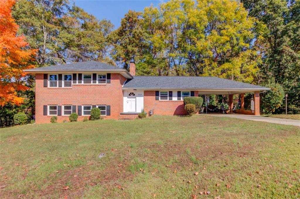 3318 Hilltop Circle Gainesville, GA 30506