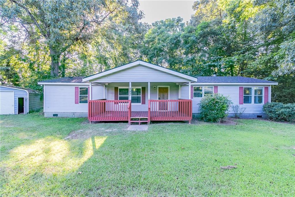 587 Swan Lake Road Stockbridge, GA 30281