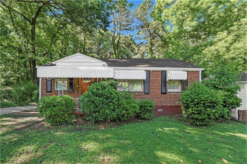 2576 Godfrey Drive Atlanta, GA 30318