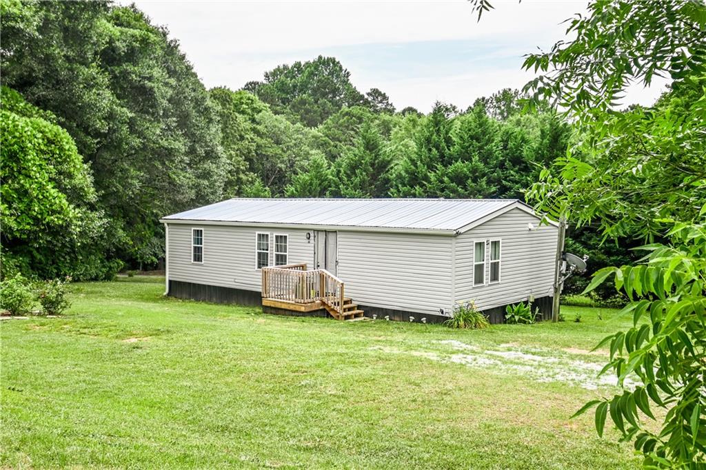 22 Cora Way Maysville, GA 30558