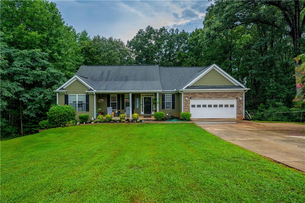 43 Bunt Lane Pendergrass, GA 30567