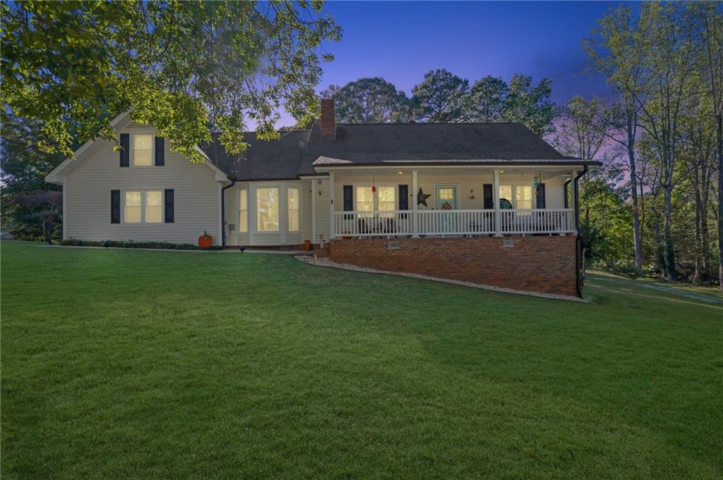 5846 Norton Circle Flowery Branch, GA 30542