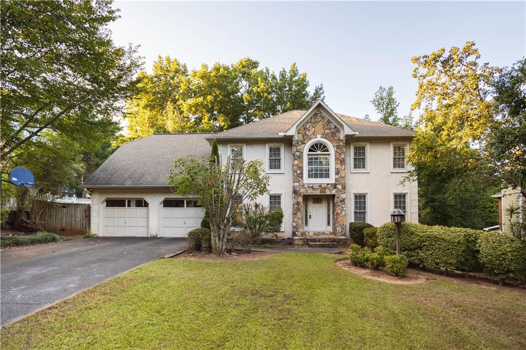 4439 Thoroughbred Drive Roswell, GA 30075