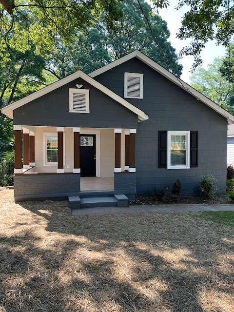 2506 Maple Street East Point, GA 30344