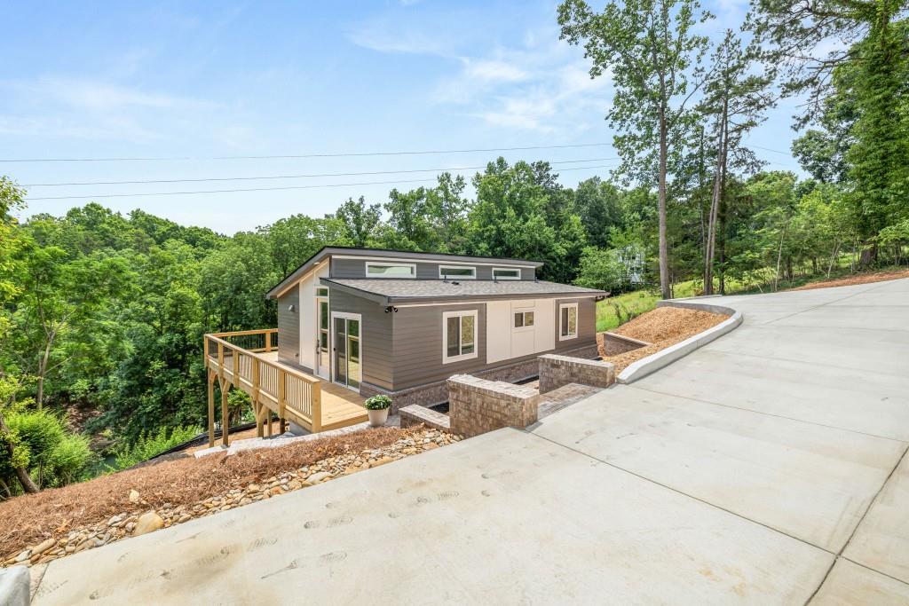 6564 Bermuda Flowery Branch, GA 30542