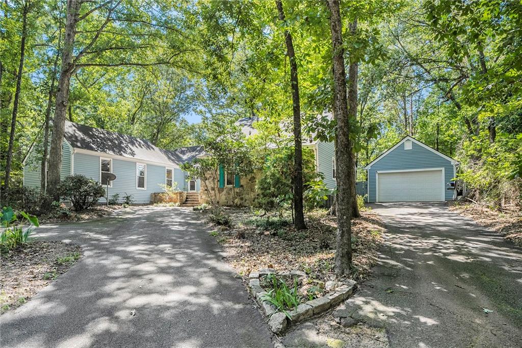 260 Great Oak Drive Athens, GA 30605