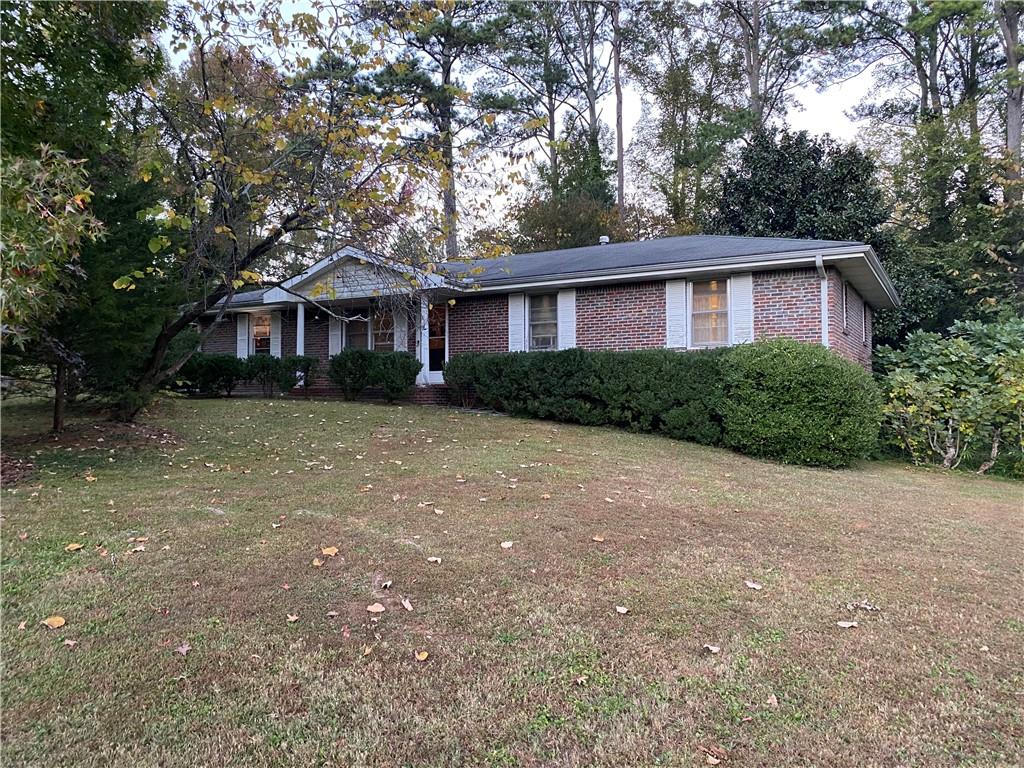 866 Casco Drive Lilburn, GA 30047