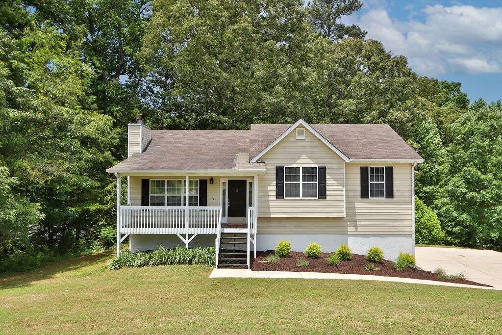 43 Sweetbriar Lane Dallas, GA 30157