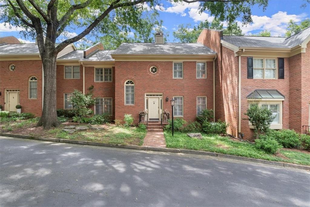 40 Ivy Chase Atlanta, GA 30342