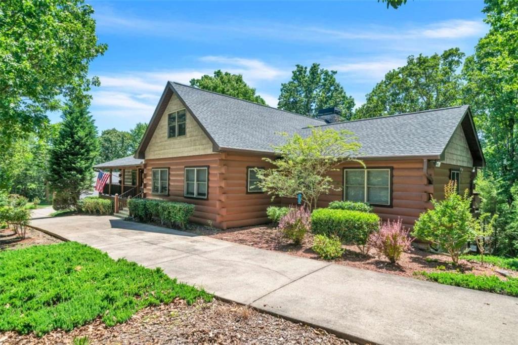 228 Browns Ridge Ellijay, GA 30540