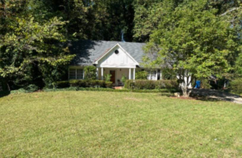 3113 Dodson Drive East Point, GA 30344