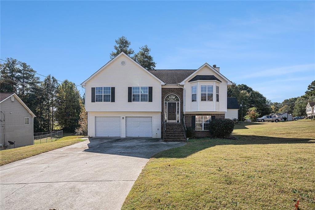 2733 Cedar Tree Ellenwood, GA 30294