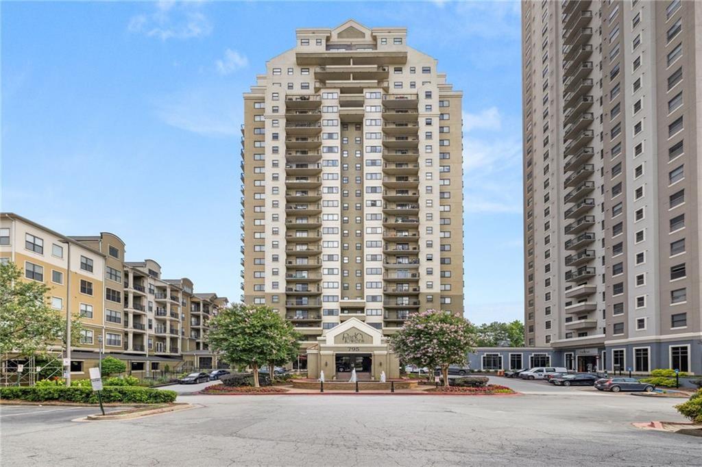 795 Hammond Drive UNIT #806 Atlanta, GA 30328