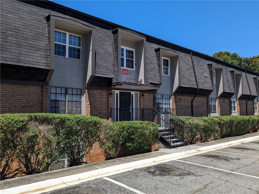 365 Winding River Drive UNIT F Atlanta, GA 30350