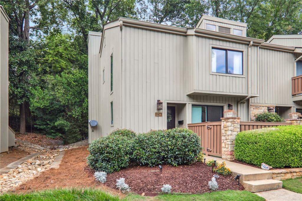 1234 Druid Knoll Drive Atlanta, GA 30319