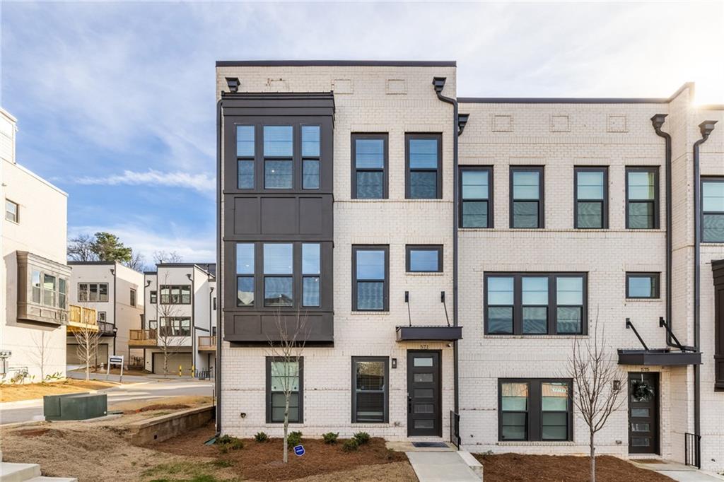 571 Ember Lane UNIT #58 Atlanta, GA 30318