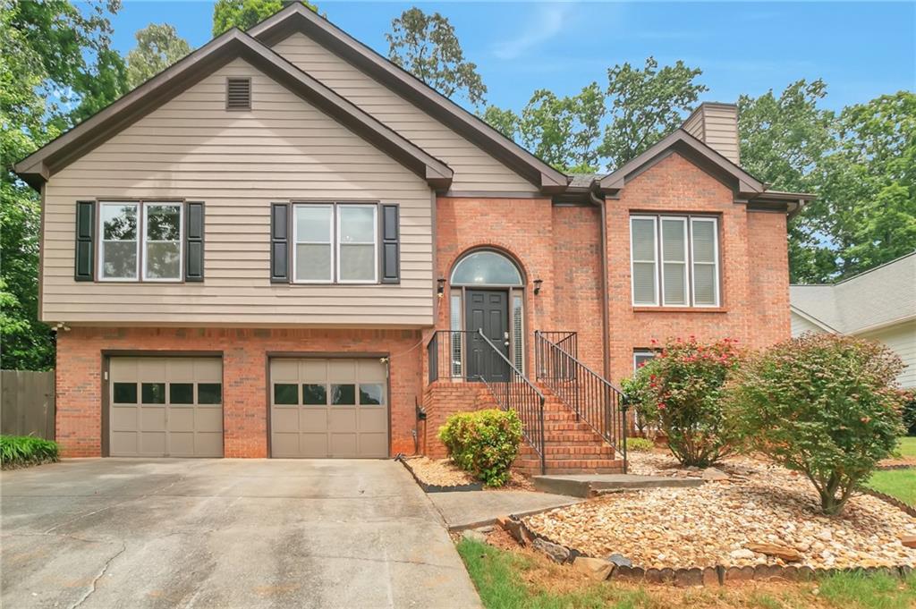 3455 Pierce Arrow Circle Suwanee, GA 30024