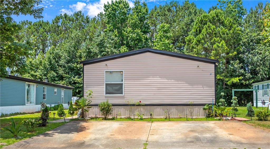 31 Bess Lane Stockbridge, GA 30281