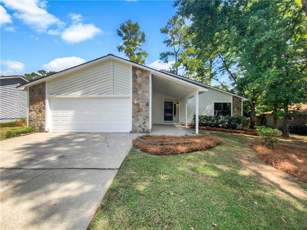 220 Meadowland Trace Alpharetta, GA 30022