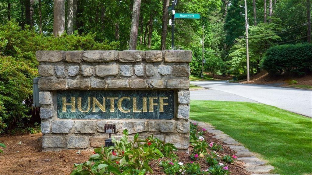 485 Huntcliff Green Sandy Springs, GA 30350