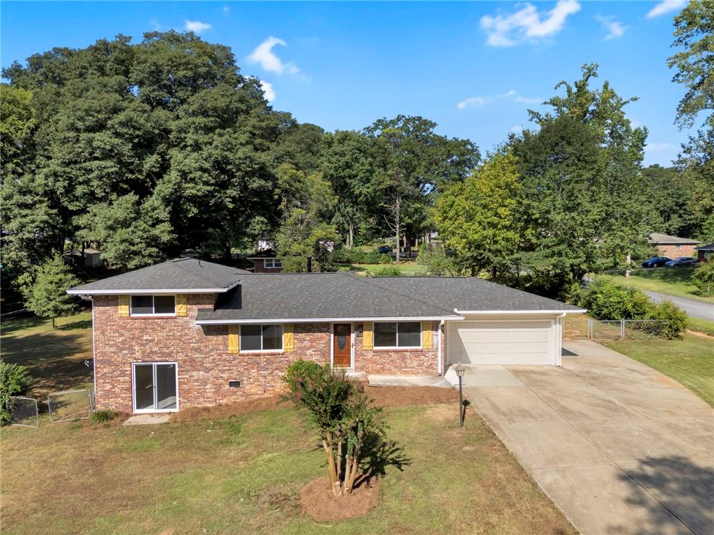 3271 Mayflower Drive Marietta, GA 30066