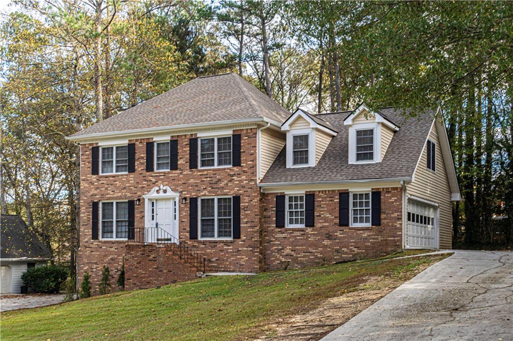 1984 Skyland Glen Drive Snellville, GA 30078