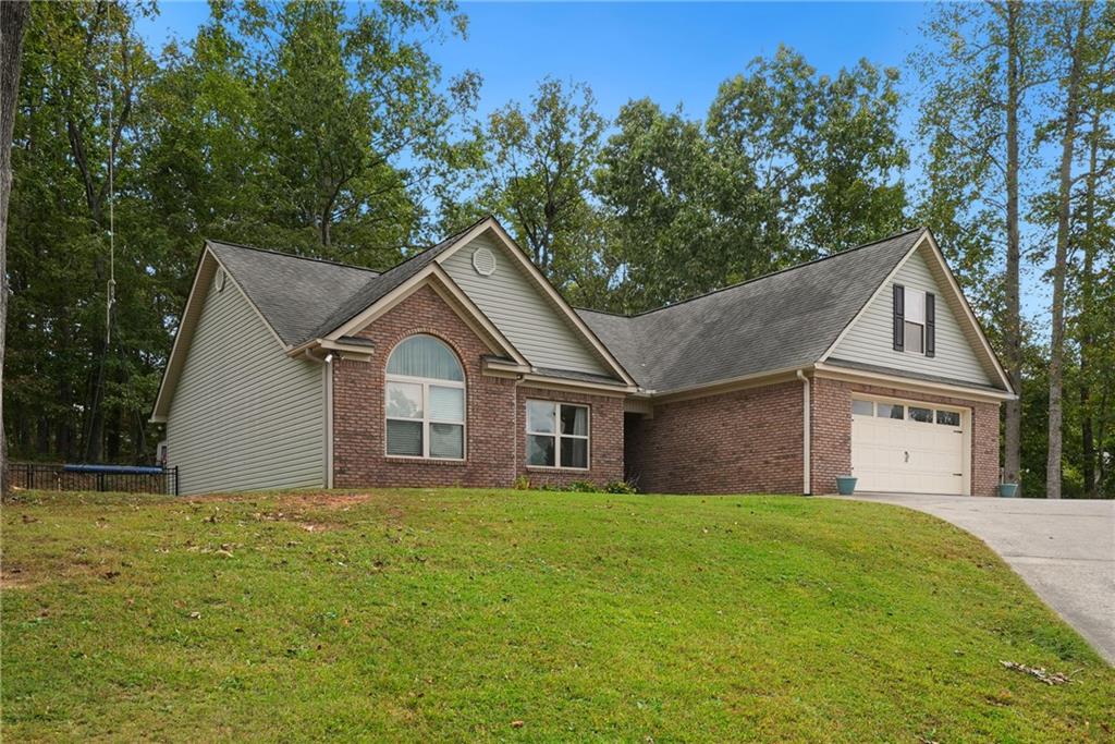 563 Applewood Court Clarkesville, GA 30523