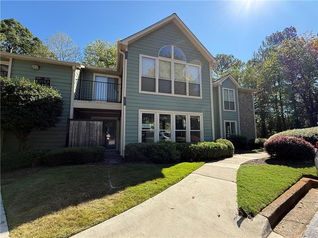 3001 Canyon Point Circle Roswell, GA 30076