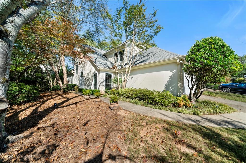 100 Sweetwater Trace Roswell, GA 30076