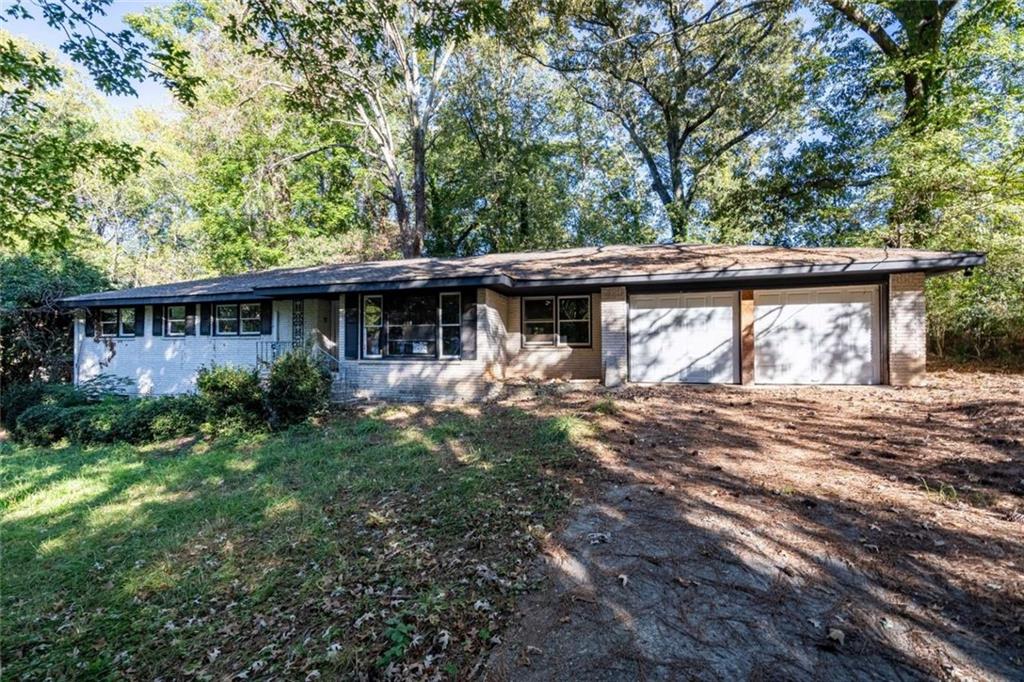 2115 Honeysuckle Lane Atlanta, GA 30311