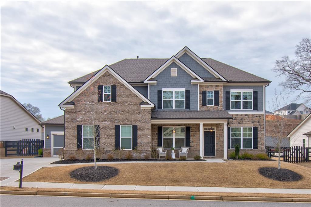 409 Carmichael Circle Canton, GA 30115