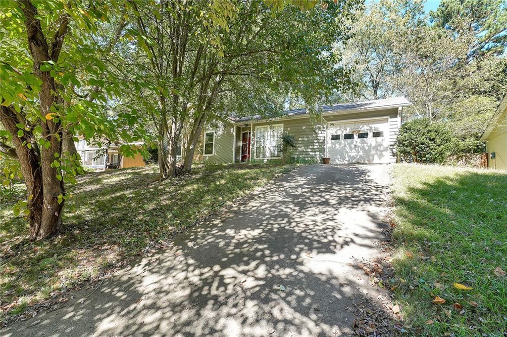 3884 Wood Path Drive Stone Mountain, GA 30083