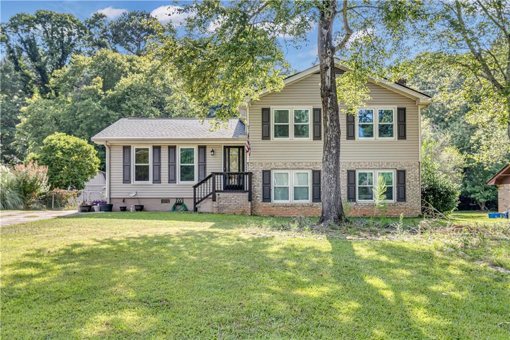 2531 Falcon Ridge Drive Grayson, GA 30017