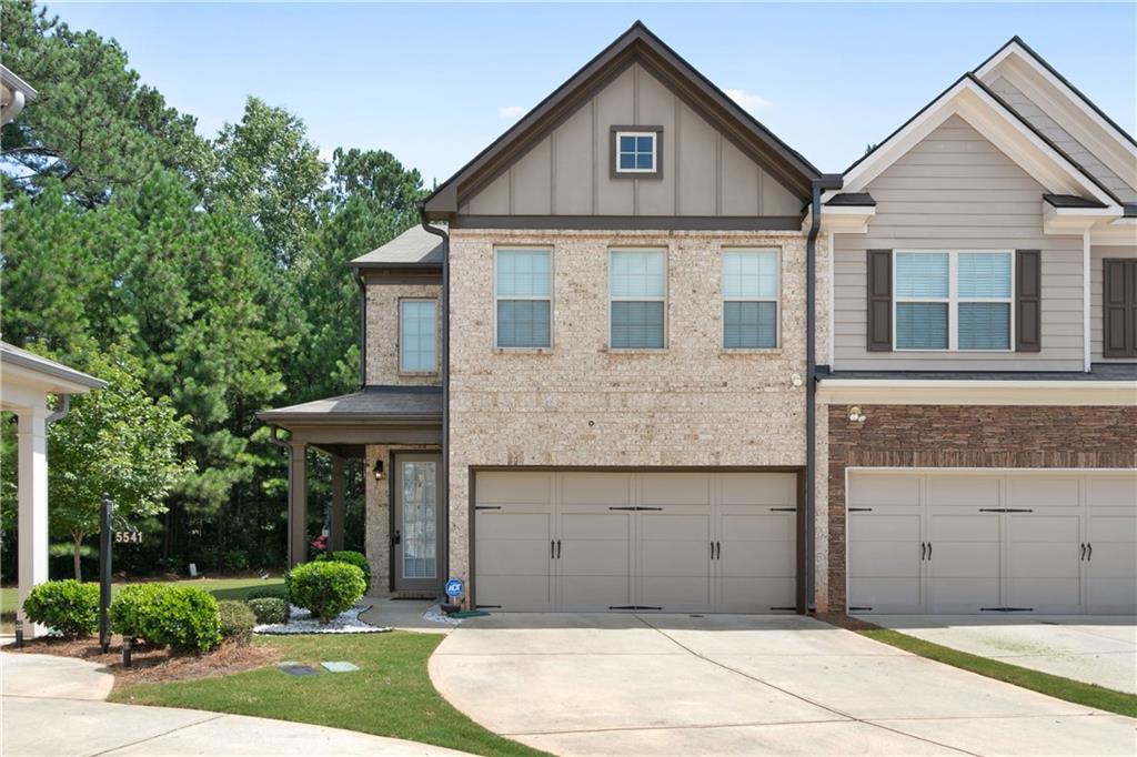 5531 Radford Loop Fairburn, GA 30213