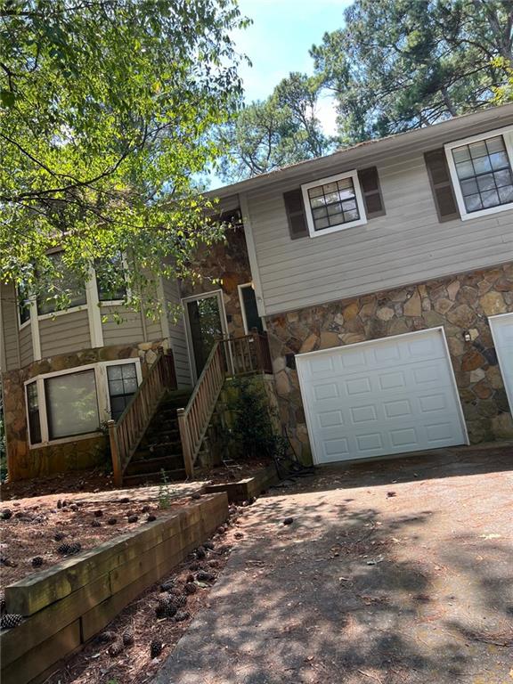 997 Chartley Drive Lilburn, GA 30047