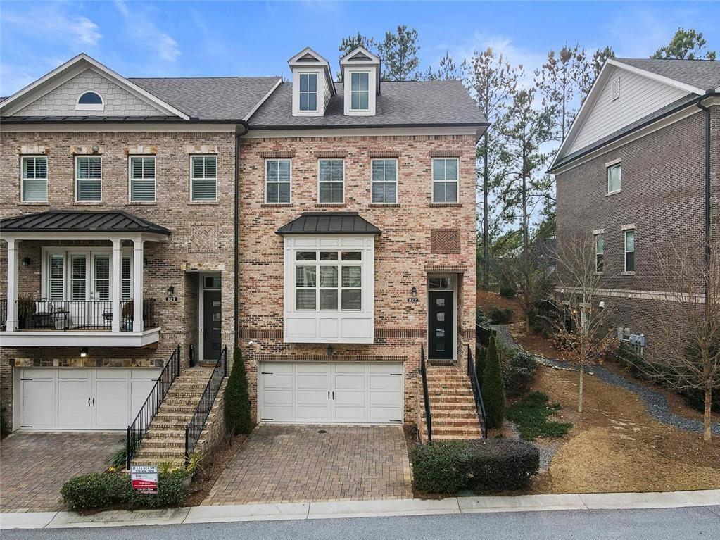 827 Canterbury Overlook Atlanta, GA 30324