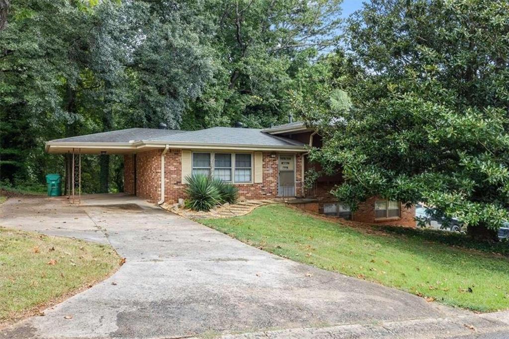 5972 Elm Drive Forest Park, GA 30297