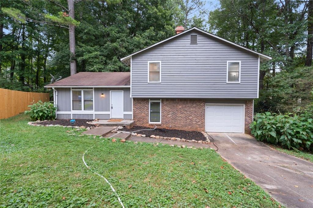 4069 Daron Court Ellenwood, GA 30294