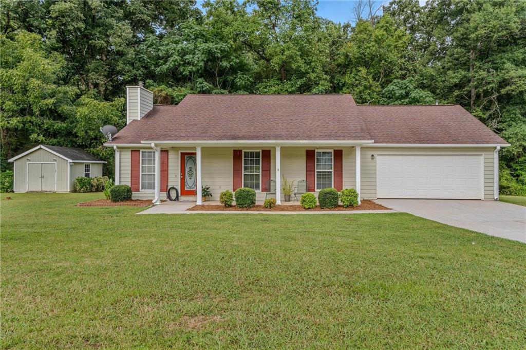 113 Leguin Lane Locust Grove, GA 30248