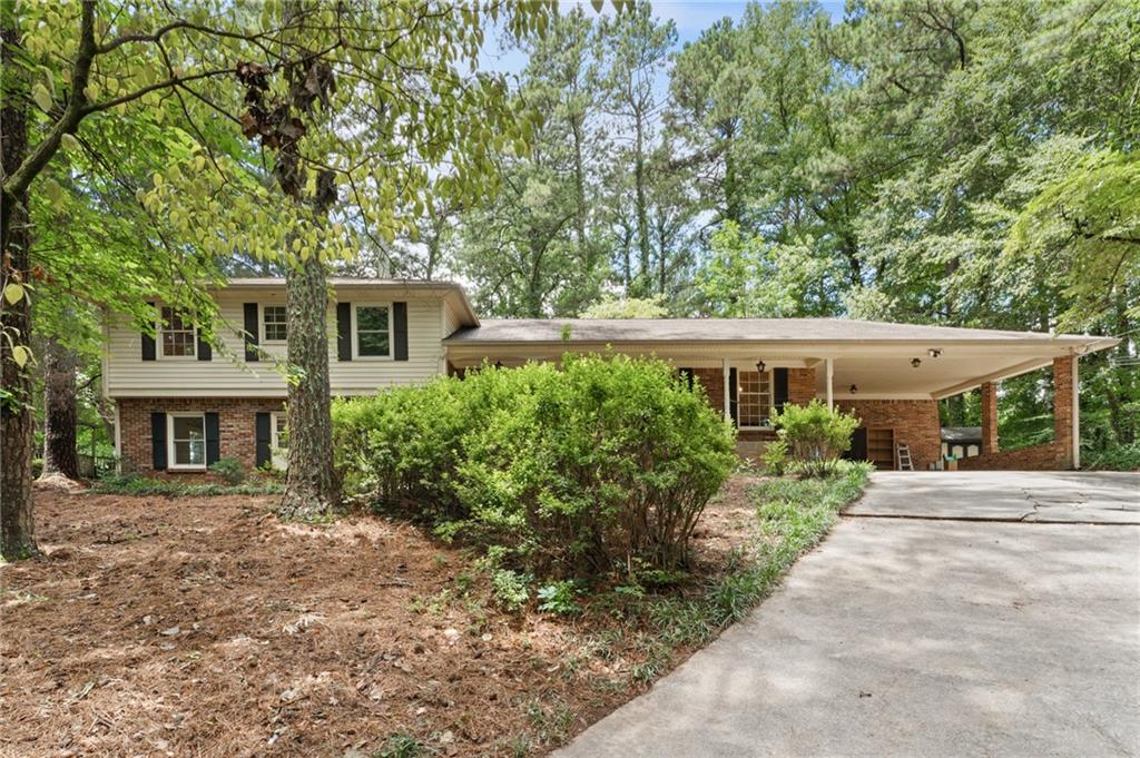 2448 Lauderdale Drive Atlanta, GA 30345